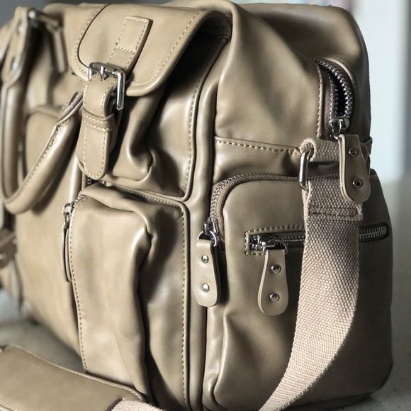 House of Flynn Bags House Of Flynn Camera Bag Poshmark